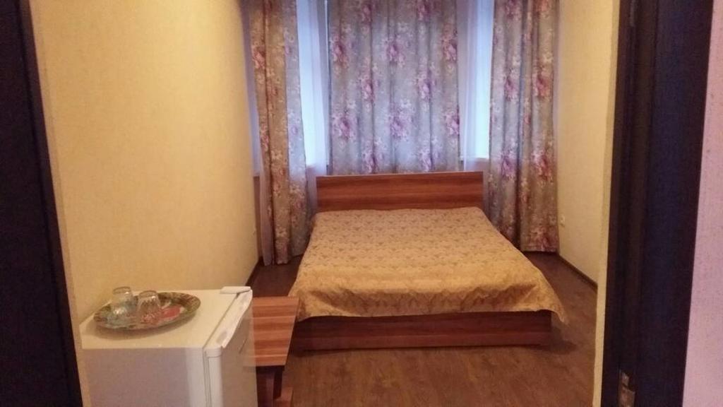 Hotel Gostinyi Dvor Bosteri Kültér fotó