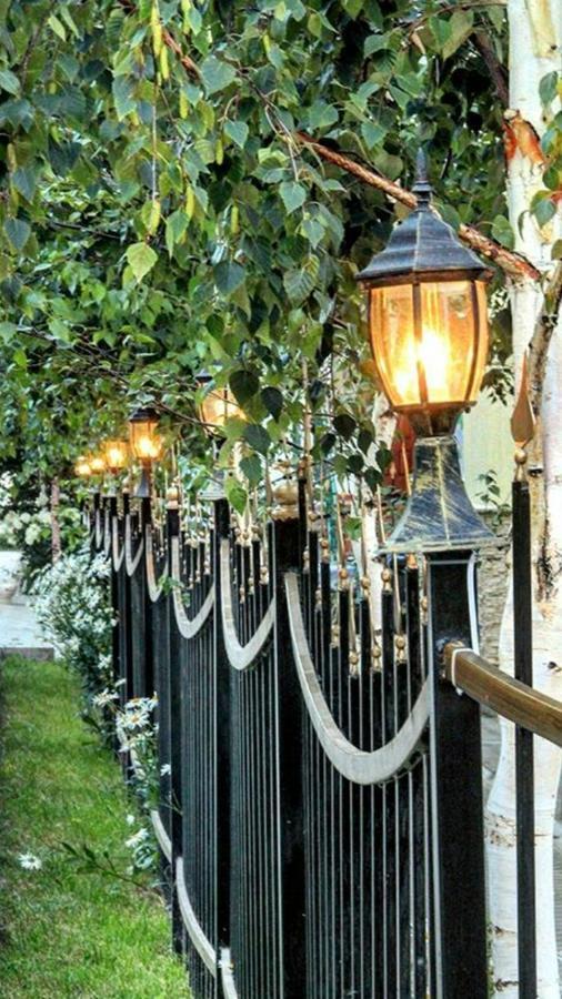 Hotel Gostinyi Dvor Bosteri Kültér fotó
